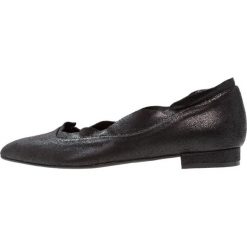 Baleriny damskie lakierowane: Paco Gil MARIE Baleriny irene black