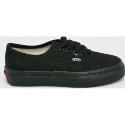Vans - Tenisówki dziecięce. Czarne trampki chłopięce Vans, bez wzorów, z gumy, z okrągłym noskiem, na sznurówki. W wyprzedaży za 159,90 zł.