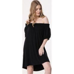 Czarna Tunika Explanatory. Czarne tuniki damskie marki Born2be, s, bez wzorów, bez kołnierzyka, bez rękawów. Za 49,99 zł.