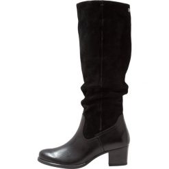 Caprice Kozaki black. Czarne buty zimowe damskie Caprice, z materiału. W wyprzedaży za 350,35 zł.
