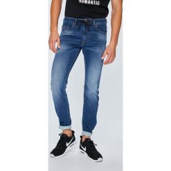 Diesel - Jeansy Thommer. Niebieskie jeansy męskie Diesel, bez wzorów. W wyprzedaży za 569,90 zł.