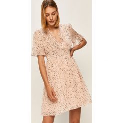Answear - Sukienka Answear Lab. Brązowe sukienki damskie ANSWEAR, na co dzień, s, w grochy, z poliesteru, casualowe, bez kołnierzyka, z krótkim rękawem, krótkie, mini, rozkloszowane. Za 149,90 zł.