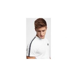 T-shirt męski TSM211 - biały. Białe koszulki męskie 4f, m, bez wzorów, bez kołnierzyka. W wyprzedaży za 49,99 zł.