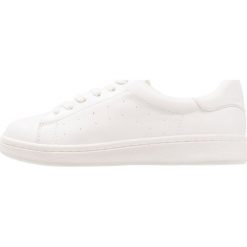 Trampki damskie slip on: Miss Selfridge ELLA TRAINER Tenisówki i Trampki white