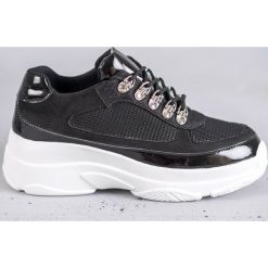 Marquiz Czarne Buty Sportowe. Czarne buty sportowe damskie MARQUIZ, bez wzorów, sportowe. Za 87,80 zł.