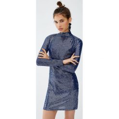 Sukienka wieczorowa z półgolfem. Szare sukienki damskie Pull&Bear, bez wzorów, wizytowe, bez kołnierzyka, bez rękawów. Za 99,90 zł.