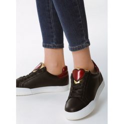 Czarne Buty Sportowe White Blues. Czarne buty sportowe damskie Multu, bez wzorów, sportowe. Za 39,99 zł.
