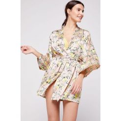 Etam - Szlafrok Citrus. Szare szlafroki damskie Etam, s, bez wzorów, z poliesteru, bez rękawów, bez kaptura. W wyprzedaży za 129,90 zł.