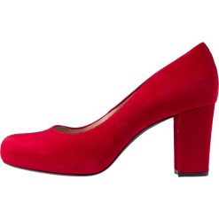 Unisa NUMIS Czółenka na platformie chilli. Czerwone buty ślubne damskie Unisa, z materiału, na platformie. Za 419,00 zł.