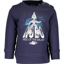 Bluza w kolorze granatowym. Niebieskie bluzy niemowlęce BLUE SEVEN Kids, z nadrukiem, z bawełny, bez rękawów, bez kaptura. W wyprzedaży za 25,95 zł.