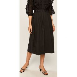 Dkny - Spódnica. Pomarańczowe spódniczki damskie DKNY, na co dzień, m, bez wzorów, z elastanu, casualowe, midi, rozkloszowane. W wyprzedaży za 639,90 zł.