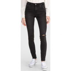 Vero Moda Seven Dżinsy Czarny. Czarne jeansy damskie Vero Moda, bez wzorów, z elastanu. Za 175,95 zł.