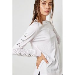 T-shirty damskie: Essential T-Shirt 932482-682