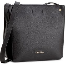 Torebka CALVIN KLEIN BLACK LABEL - Lizzy Cube Suede K60K603693 001. Czarne torebki klasyczne damskie marki Calvin Klein Black Label. W wyprzedaży za 469,00 zł.