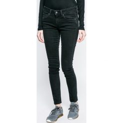 Pepe Jeans - Jeansy Lola. Czarne jeansy damskie rurki Pepe Jeans. W wyprzedaży za 299,90 zł.