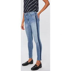 Miss Sixty - Jeansy. Niebieskie jeansy damskie z wysokim stanem marki Miss Sixty, z elastanu. Za 549,90 zł.
