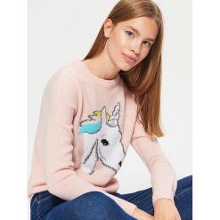 Sweter - Kremowy. Białe bez kategorii marki Cropp, s. W wyprzedaży za 29,99 zł.