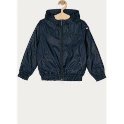 Tommy Hilfiger - Kurtka przeciwdeszczowa dziecięca 116-176 cm. Niebieskie kurtki dziewczęce TOMMY HILFIGER, bez wzorów, z poliesteru, krótkie, z kapturem. Za 379,90 zł.