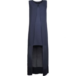 Marciano Guess Sukienka. Sukienki damskie Guess, z aplikacjami, z materiału, z okrągłym kołnierzem, bez rękawów, dopasowane. Za 299,00 zł.
