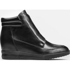Czarne sneakersy damskie. Czarne sneakersy damskie marki Kazar, ze skóry. Za 649,00 zł.