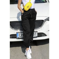 Spodnie damskie FAYA BLACK. Czarne spodnie damskie Spodnie damskie FAYA BLACK, s. W wyprzedaży za 79,00 zł.