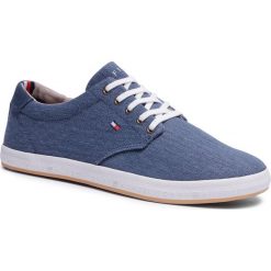 Tenisówki TOMMY HILFIGER - Howell 3D2 FM0FM00413 Jeans 302. Niebieskie półbuty męskie TOMMY HILFIGER, na co dzień, bez wzorów, z jeansu, bez zapięcia. W wyprzedaży za 209,00 zł.