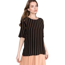 SELECTED Alessa Koszulka Czarny. Czarne koszulki damskie Selected, w paski, z wiskozy, bez kołnierzyka, z krótkim rękawem. Za 268,95 zł.