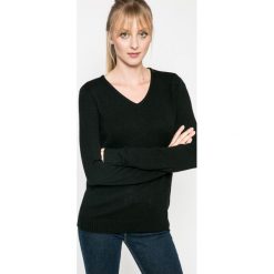 Swetry klasyczne damskie: Vila – Sweter