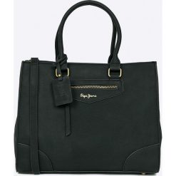 Pepe Jeans - Torebka Olivia. Brązowe torebki klasyczne damskie marki Pepe Jeans, w paski, z poliesteru, na ramię, duże. W wyprzedaży za 229,90 zł.