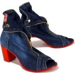 ARTIKER RELAKS 40C289 jeans, botki damskie. Botki damskie Artiker Relaks, na lato, z jeansu, bez obcasa, na obcasie, na zamek. Za 249,90 zł.
