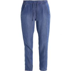 Jeansy damskie: Cartoon Jeansy Relaxed Fit light blue denim