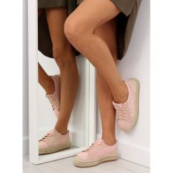 Espadryle różowe BRUNETE. Różowe buty sportowe damskie FunKee.pl, bez wzorów, z tkaniny, na wysokim obcasie. Za 100,99 zł.
