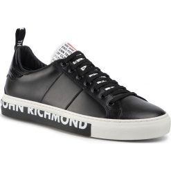 Sneakersy JOHN RICHMOND - 8118 A Black. Czarne sneakersy męskie John Richmond, bez zapięcia. W wyprzedaży za 959,00 zł.