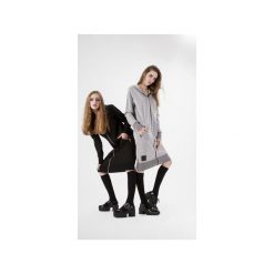 Długa bluza z metalowym suwakiem 100cm Grey. Szare bluzy damskie marki Sthorm, s, bez wzorów, z bawełny, z długim rękawem, długie, z kapturem. Za 359,00 zł.
