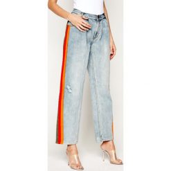 Jeansy Relaxed Fit One Teaspoon Montana Stripe Smitha 22936. Niebieskie jeansy damskie One Teaspoon, bez wzorów, z jeansu. W wyprzedaży za 449,00 zł.