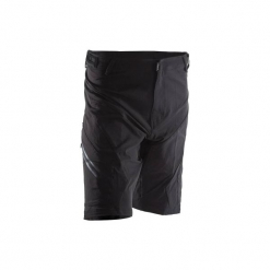 Spodenki na rower MTB 900. Czarne bermudy męskie B'TWIN, z elastanu, sportowe. Za 99,99 zł.