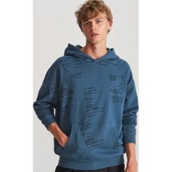 Bluza z kapturem - Niebieski. Niebieskie bluzy męskie Reserved, s, bez wzorów, z kapturem, bez rękawów, z kapturem. W wyprzedaży za 69,99 zł.