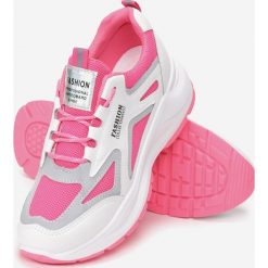 Biało-Fuksjowe Sneakersy Haplospiza. Białe sneakersy damskie Born2be. Za 99,99 zł.