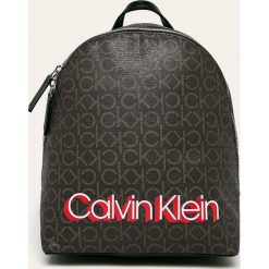 Calvin Klein - Plecak. Pomarańczowe plecaki damskie Calvin Klein, bez wzorów, z bawełny, eleganckie. Za 539,90 zł.