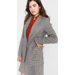 Vero Moda Kamma Blezer Szary. Szare kurtki damskie Vero Moda, bez wzorów, z elastanu. Za 268,95 zł.