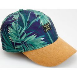 Wzorzysta czapka z daszkiem - Khaki. Brązowe czapki męskie Reserved, bez wzorów. W wyprzedaży za 19,99 zł.