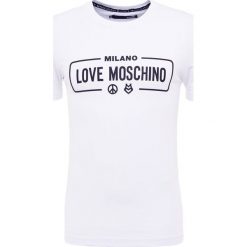 Love Moschino Tshirt z nadrukiem white. Białe koszulki męskie Love Moschino, m, z nadrukiem, z elastanu, bez kołnierzyka, bez rękawów. Za 429,00 zł.