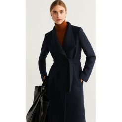 Mango - Płaszcz Luna5. Niebieskie kurtki damskie Mango, l, w paski, z poliesteru. W wyprzedaży za 384,90 zł.