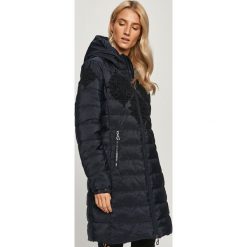 Desigual - Kurtka. Czarne płaszcze damskie Desigual, s, bez wzorów, z poliesteru, długie. Za 829,90 zł.