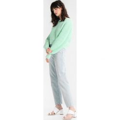 Swetry klasyczne damskie: Topshop BOUTIQUE FISHERMAN CREW NECK Sweter green