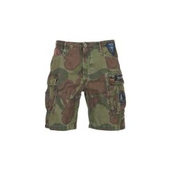 Szorty i Bermudy Superdry CORE LITE PARACHUTE. Zielone spodenki i szorty męskie Superdry, m, bez wzorów. Za 279,20 zł.