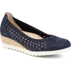 Espadryle GABOR - 42.642.36 Blue (Jute). Niebieskie espadryle damskie Gabor, bez wzorów, ze skóry, bez obcasa, na koturnie. Za 449,00 zł.