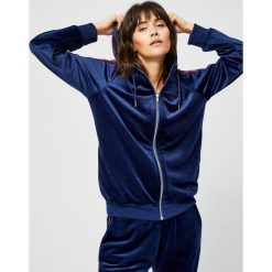Bluza z lampasami. Bluzy damskie Moodo, xs, bez wzorów, bez rękawów, bez kaptura. Za 59,99 zł.