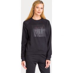 BLUZA ARMANI EXCHANGE. Czarne bluzy damskie Armani Exchange, s, z nadrukiem, z materiału, bez rękawów, bez kaptura. Za 281,40 zł.
