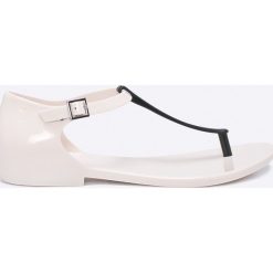 Melissa - Sandały Honey. Brązowe klapki damskie Melissa, bez wzorów, z gumy, bez obcasa. W wyprzedaży za 159,90 zł.